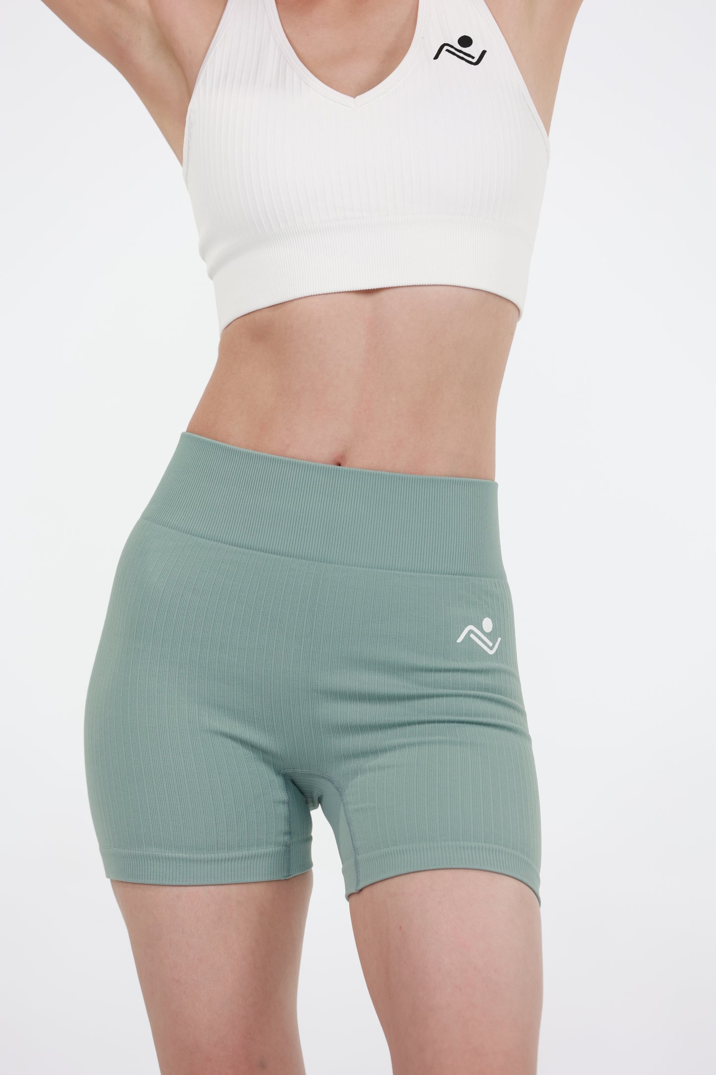 Women sports short - green, campaign