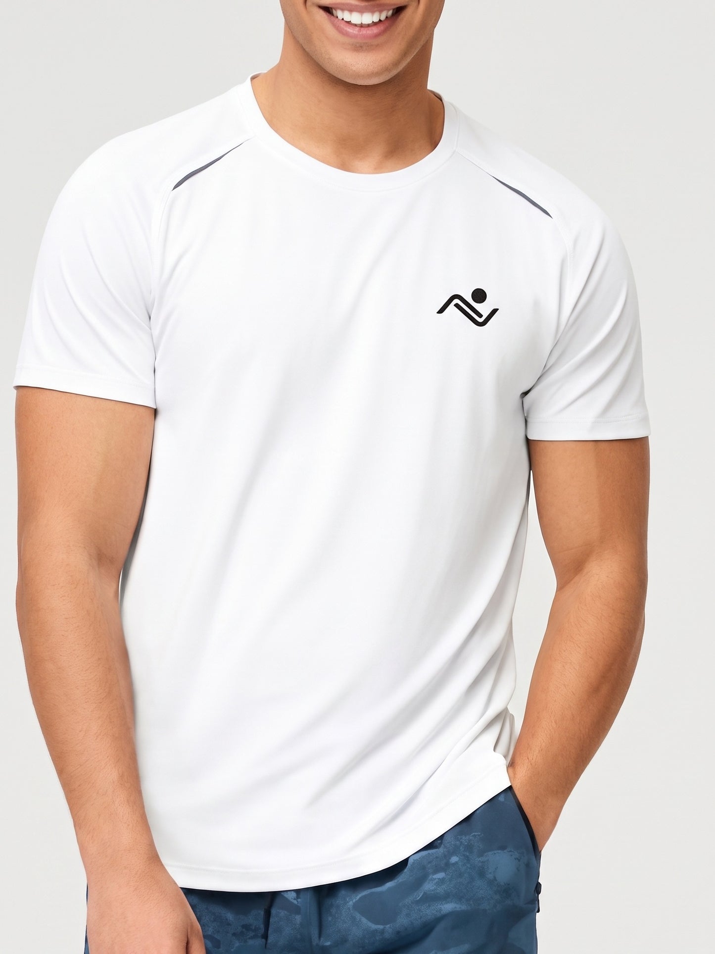 Men's Reflective Training T-Shirt - white detail, Ascendia