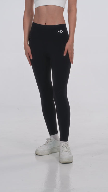 Active Fit Leggings in Black, video on model showing the side thigh pockets, Ascendia