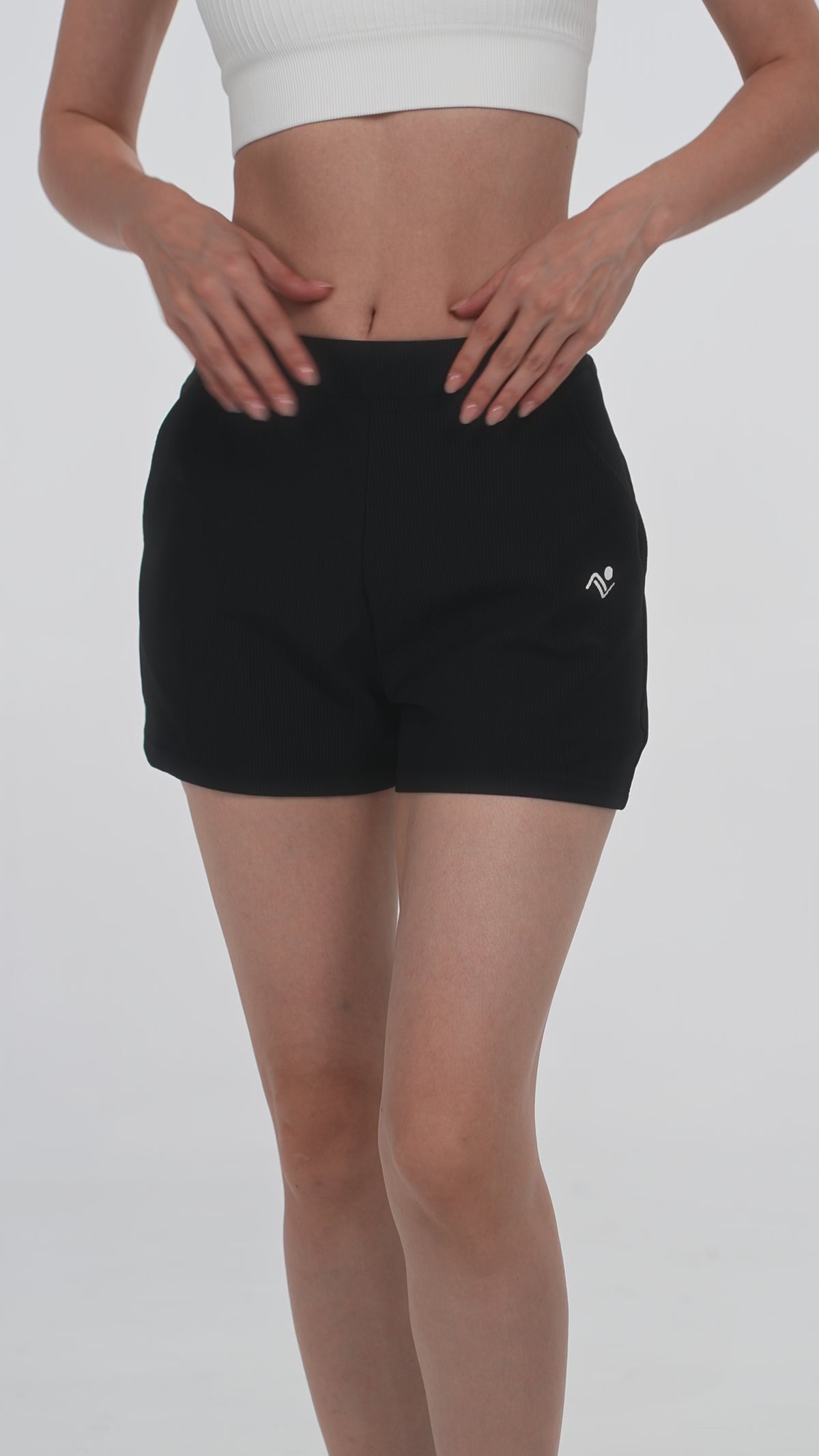 Loose Casual Sports Shorts in Black, video, Ascendia