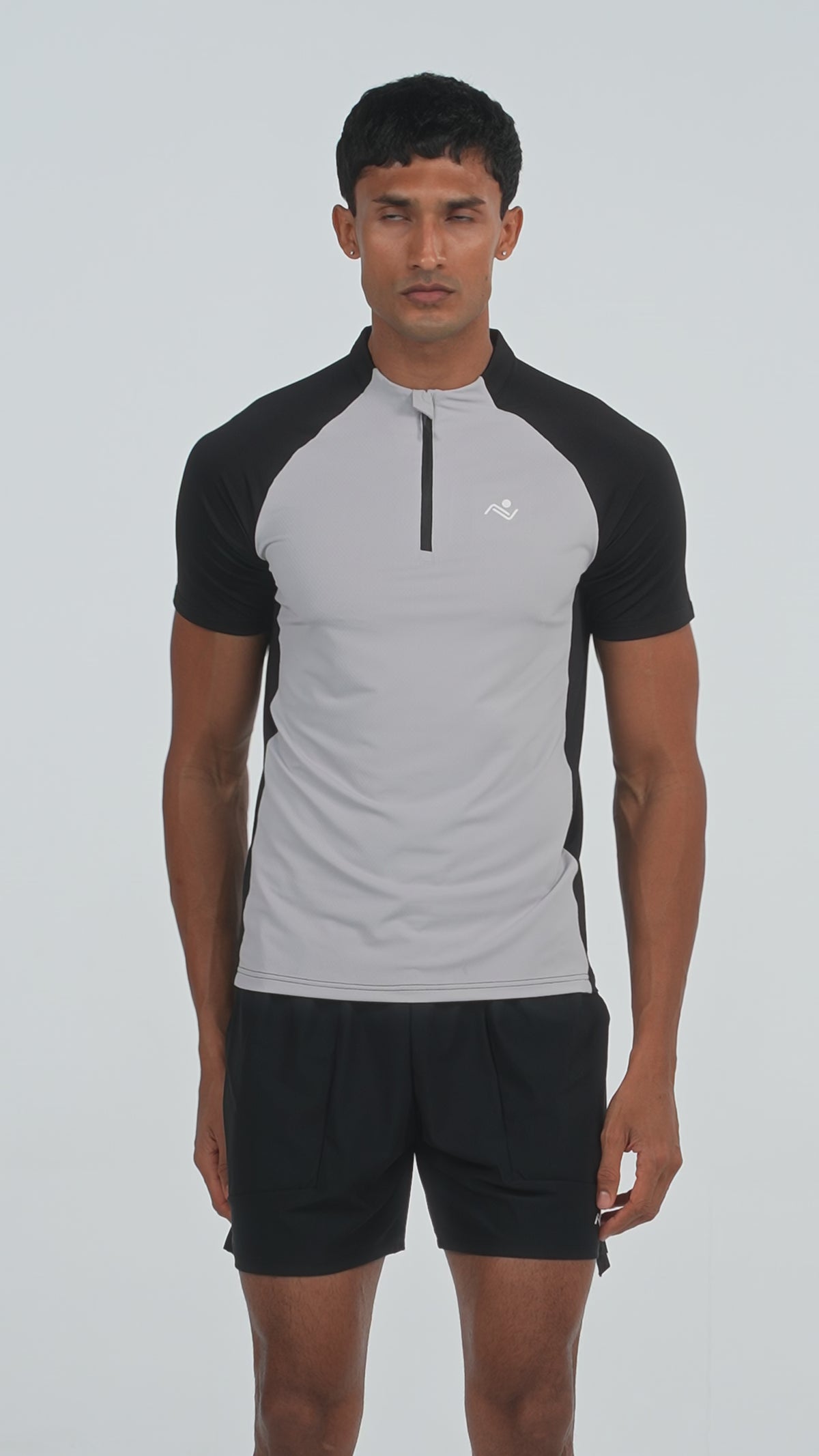 Slim Fit Short Sleeve T-Shirt in Light Grey, video, Ascendia