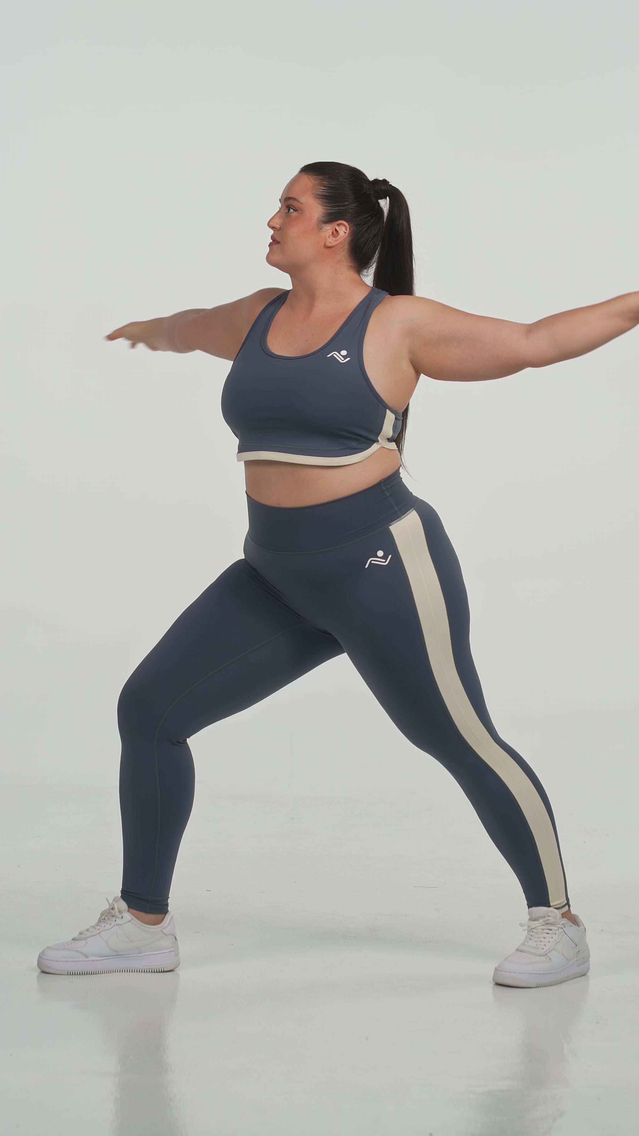 FitFusion Plus-Size Workout Set in blue, video, Ascendia