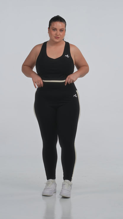 FitFusion Plus-Size Workout Set in black, video, Ascendia