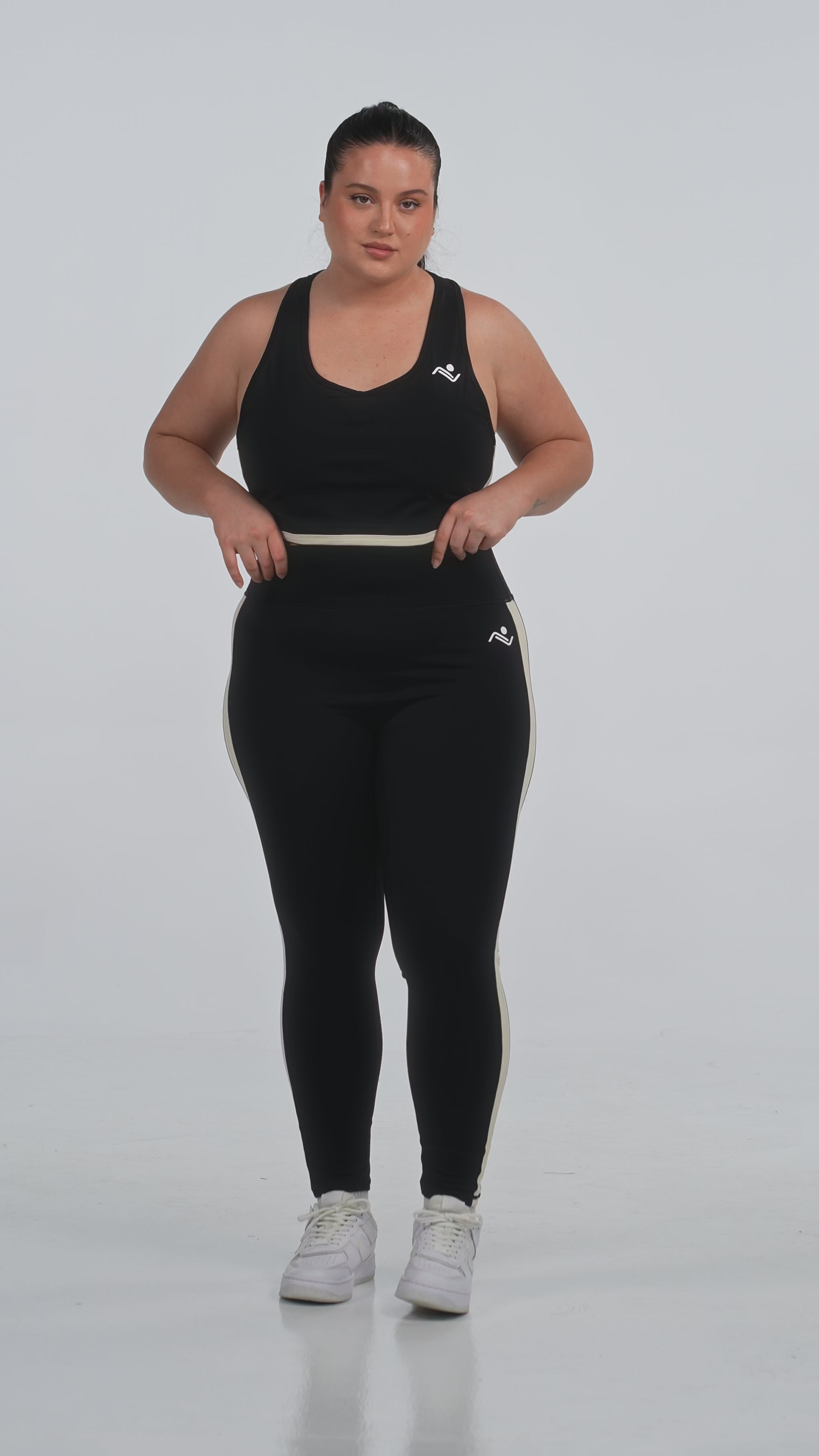 FitFusion Plus-Size Workout Set in black, video, Ascendia
